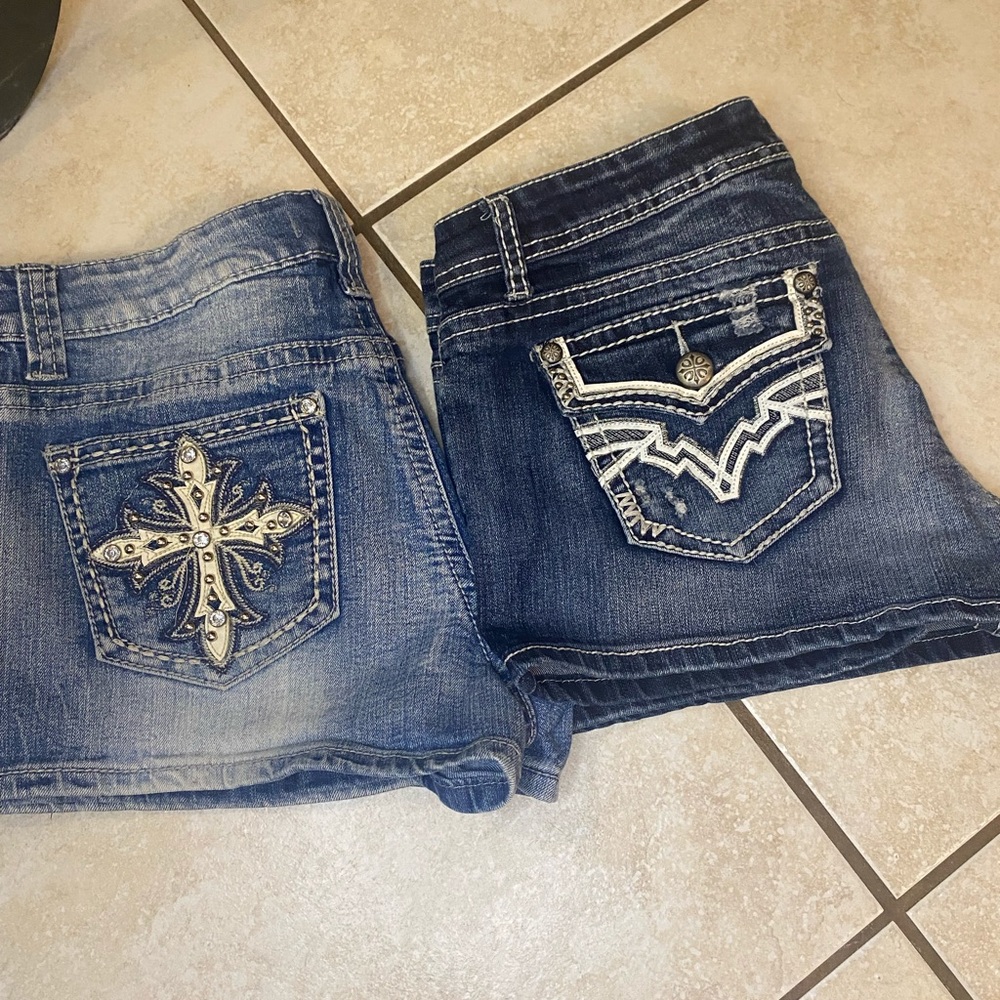 Lot of 2 Soundgirl jean shorts